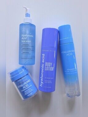 Hyaluronic Acid Moisturizing Facial Cleanser & Body Lotion Set